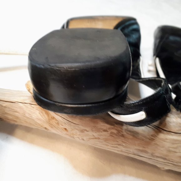 Lizflex Genuine Black Leather Low Heel Sling Back - Picture 2 of 11